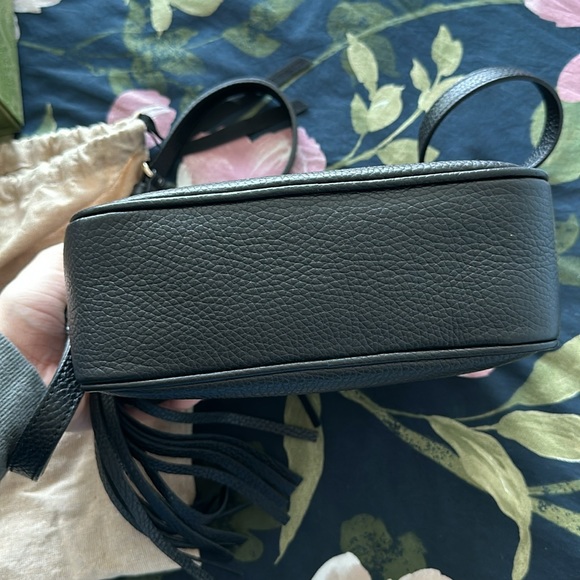 Gucci Soho Small Disco Crossbody Bag - Picture 11 of 11